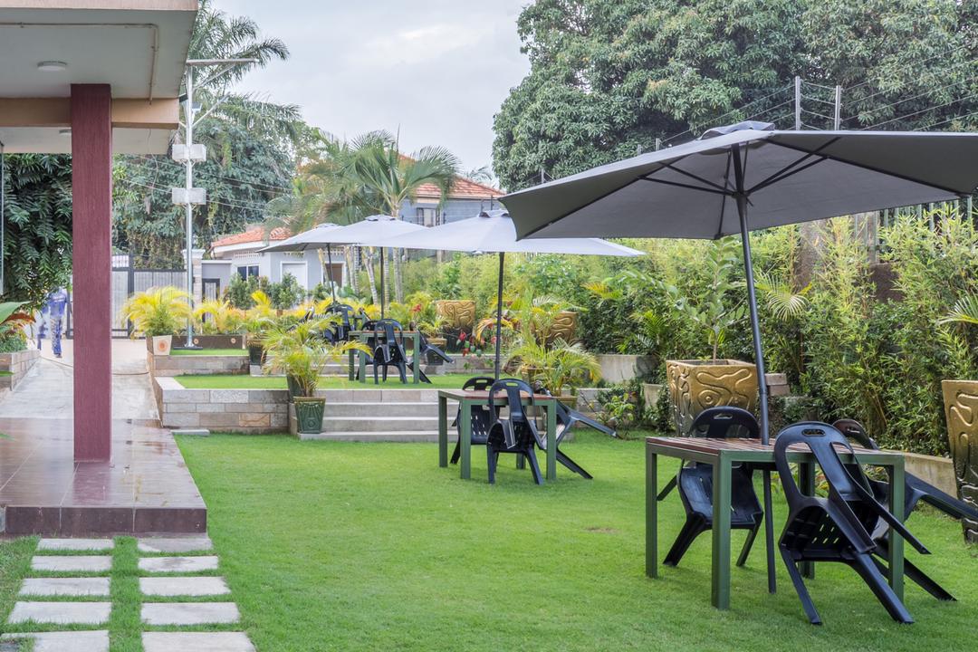 Caran Hotel Kampala garden