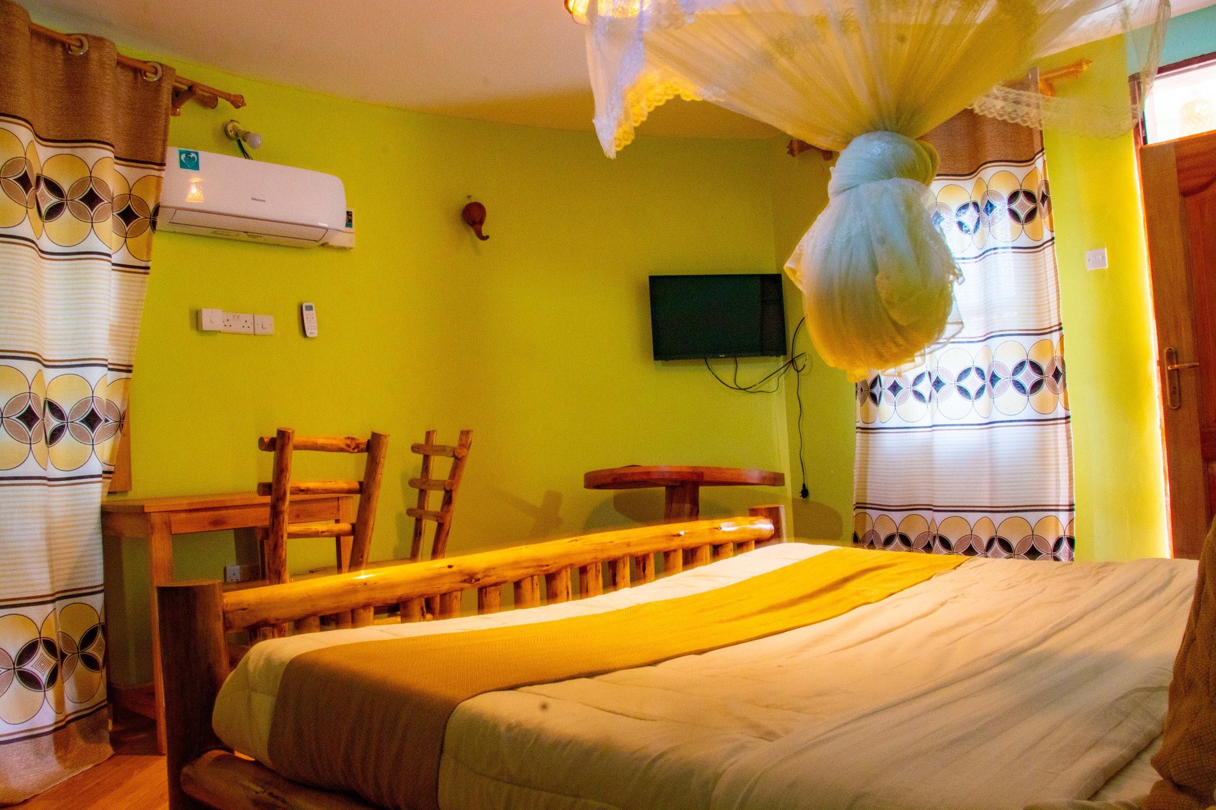 Double Bedroom Photo Western Sands Hotel Buliisa Uganda