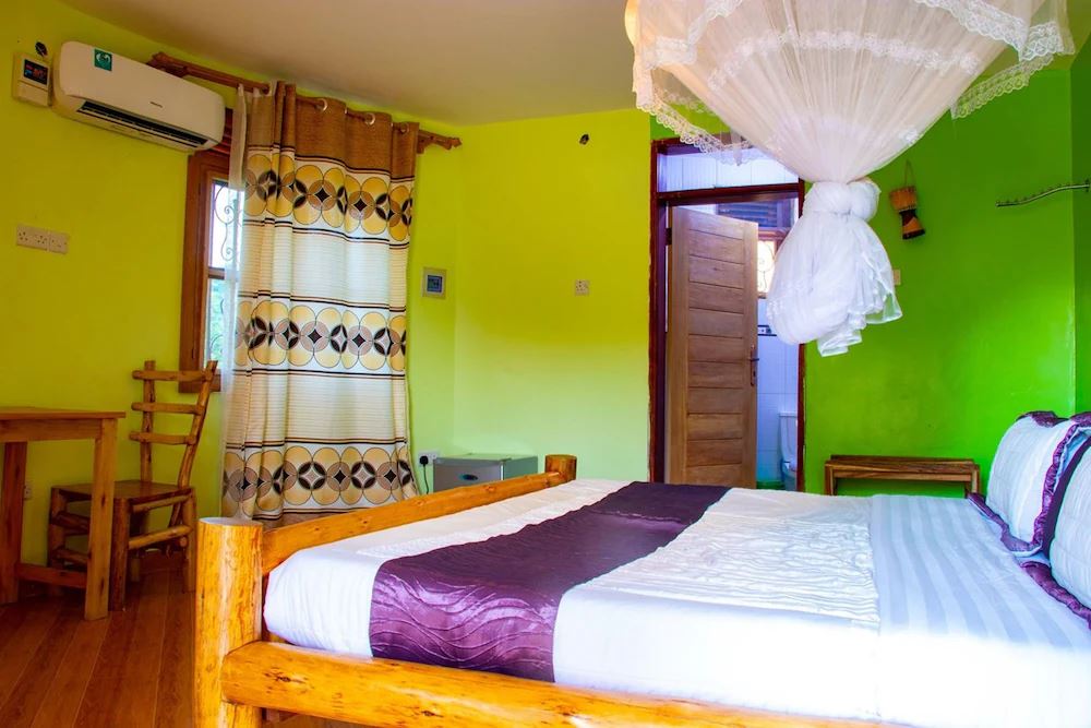 Full Double Bedroom Photo Western Sands Hotel Buliisa Uganda 3