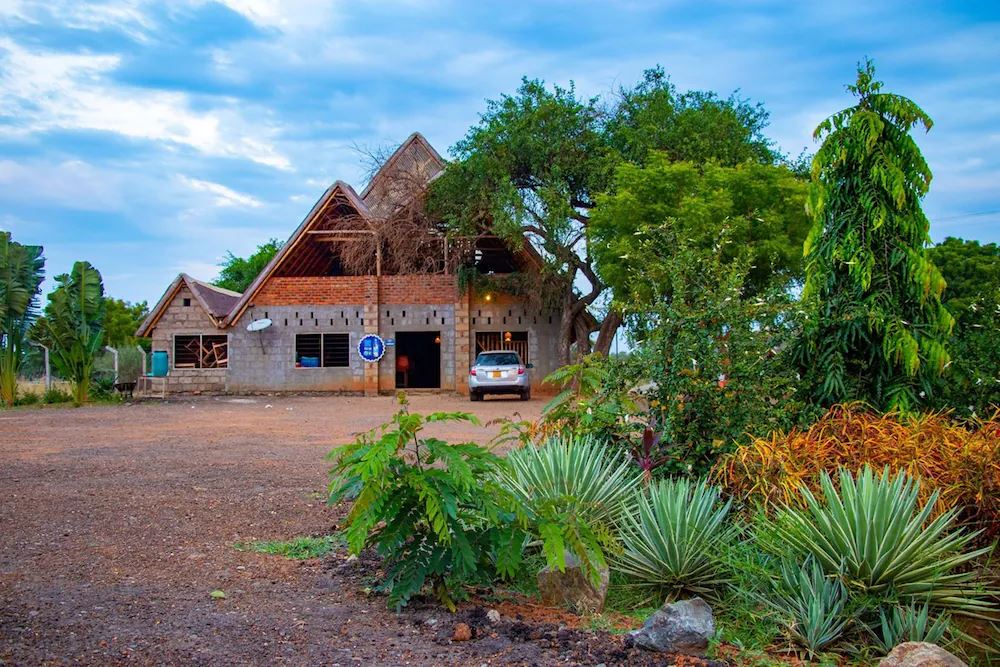 Parking Photo Western Sands Hotel Buliisa Uganda