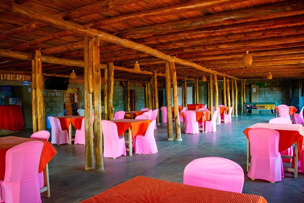 Restaurant Photo Western Sands Hotel Buliisa Uganda