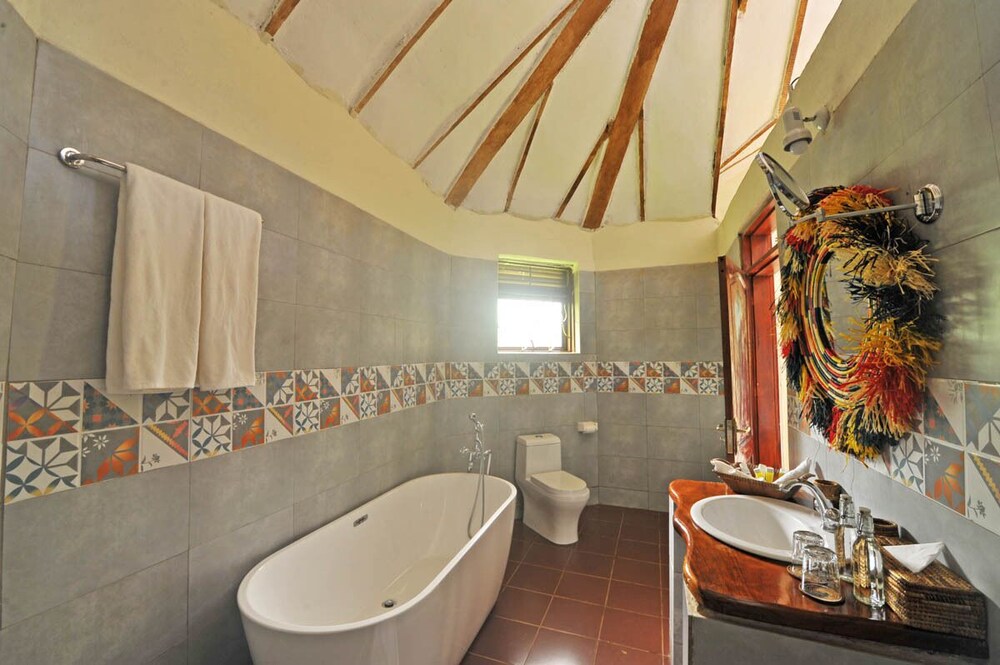 Bathroom photo Gorilla Safari Lodge Bwindi Rushaga Western Region Uganda