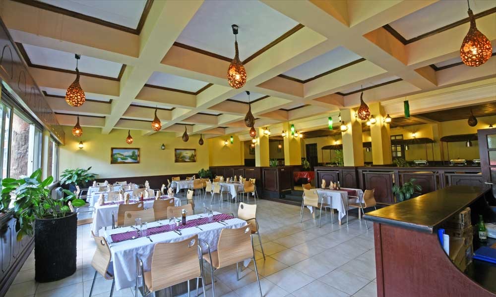 Restaurant Photo Imperial Botanical Beach Hotel Entebbe Central Region