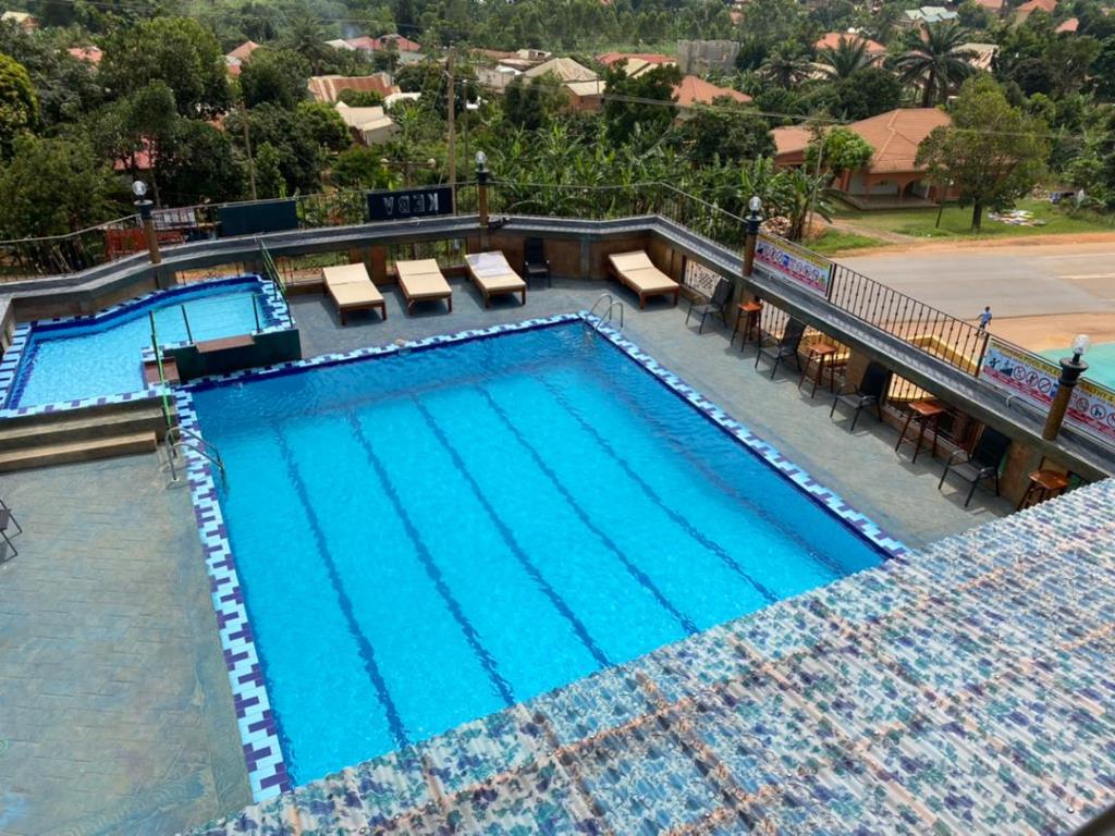 Rooftop Swimming pool Photo Keba Xpress Hotel Entebbe, Uganda Central Region