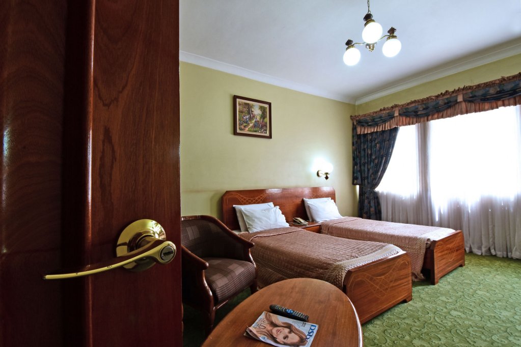 Executive Twin Bedroom Photo Grand Imperial Hotel Entebbe Kampala Uganda Central Region