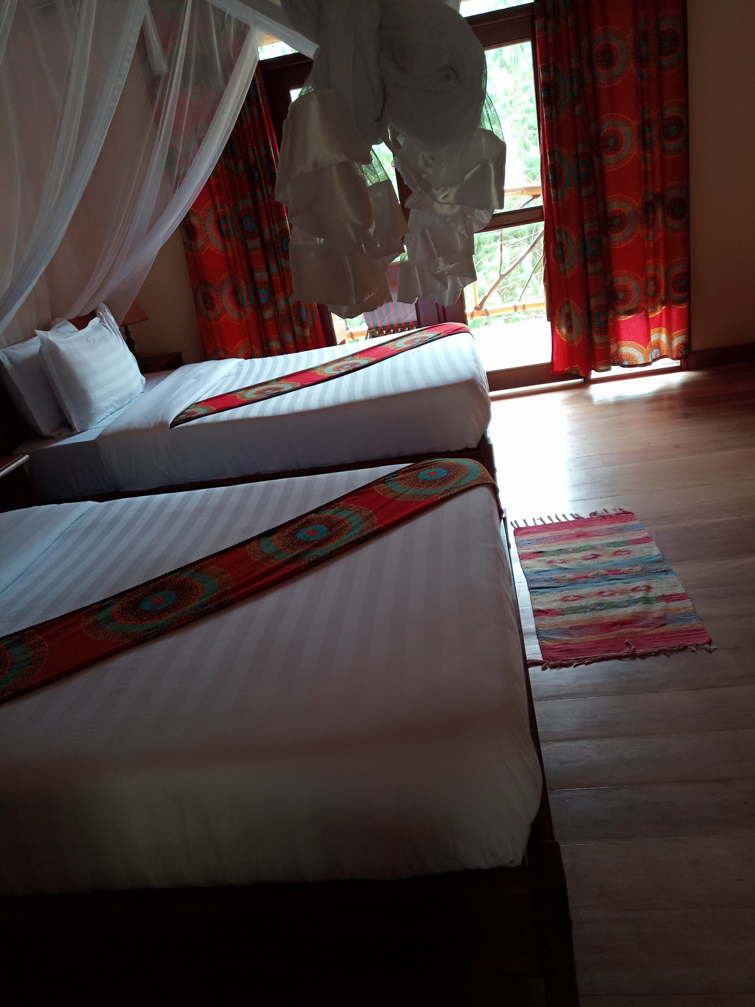 Twin bedroom photo Ichumbi Gorilla Lodge, Kisoro Uganda