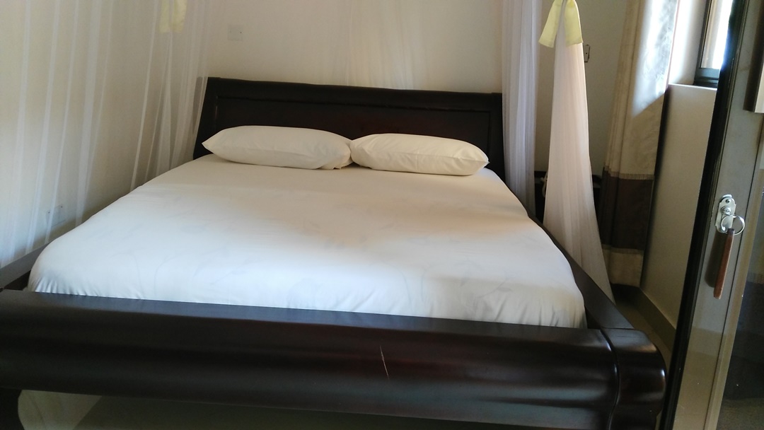 Deluxe Bedroom photo Sienna Beach Hotel Entebbe Uganda Central Region