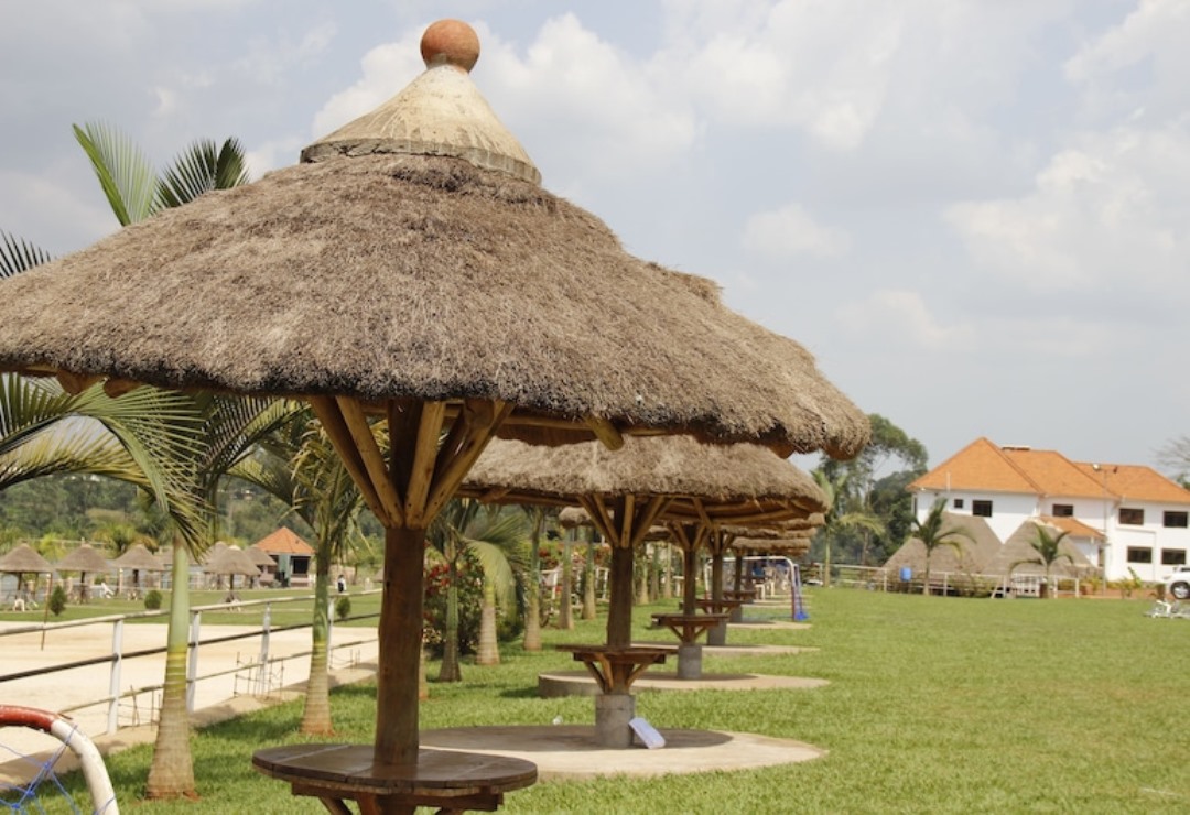 Restaurant Exterior Photo Forest Park Resort Buloba Uganda Central Region 1