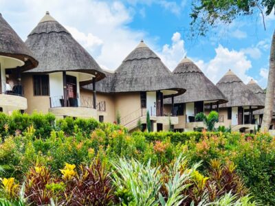 Restaurant Exterior Photo Forest Park Resort Buloba Uganda Central Region 2