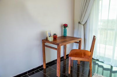 Working Desk Photo Ikon Boutique Hotel Garuga Entebbe, Uganda Central Region