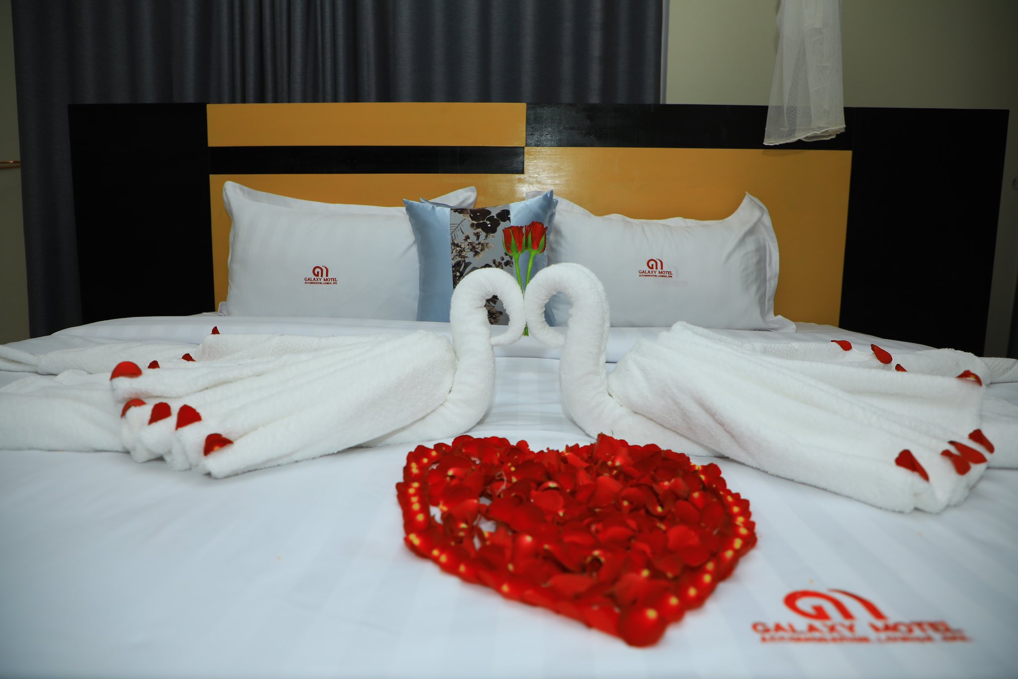 King Double Honeymoon Bedroom Photo Galaxy Motel Katwe, Kampala- Uganda Central Region 01