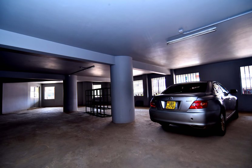 Parking photo Victoria Mews Hotel, Kampala Uganda Central Region