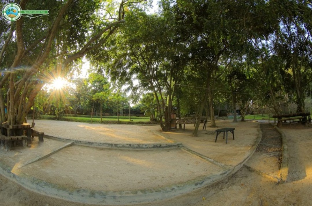 Compound photo Natures Green Beach Resort Kaazi, Kampala Uganda Central Region