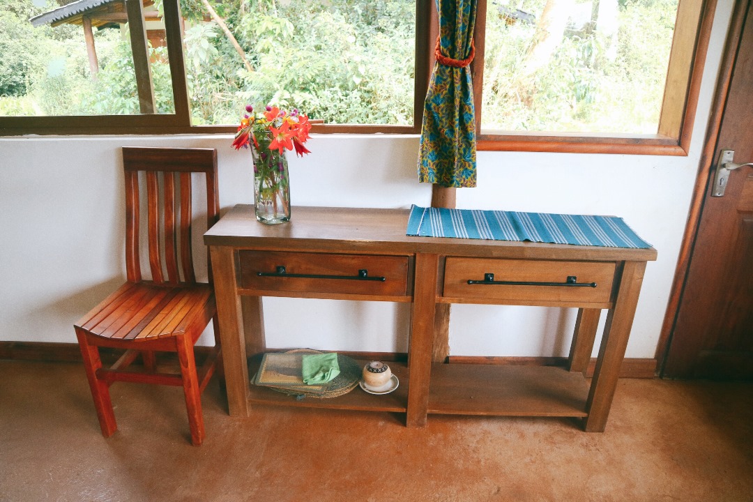 Working Desk Photo Nkima Forest Lodge Entebbe, Uganda Central Region