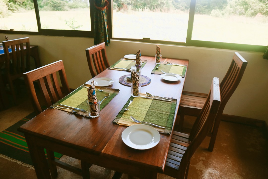 Restaurant Photo Nkima Forest Lodge Entebbe, Uganda Central Region 1