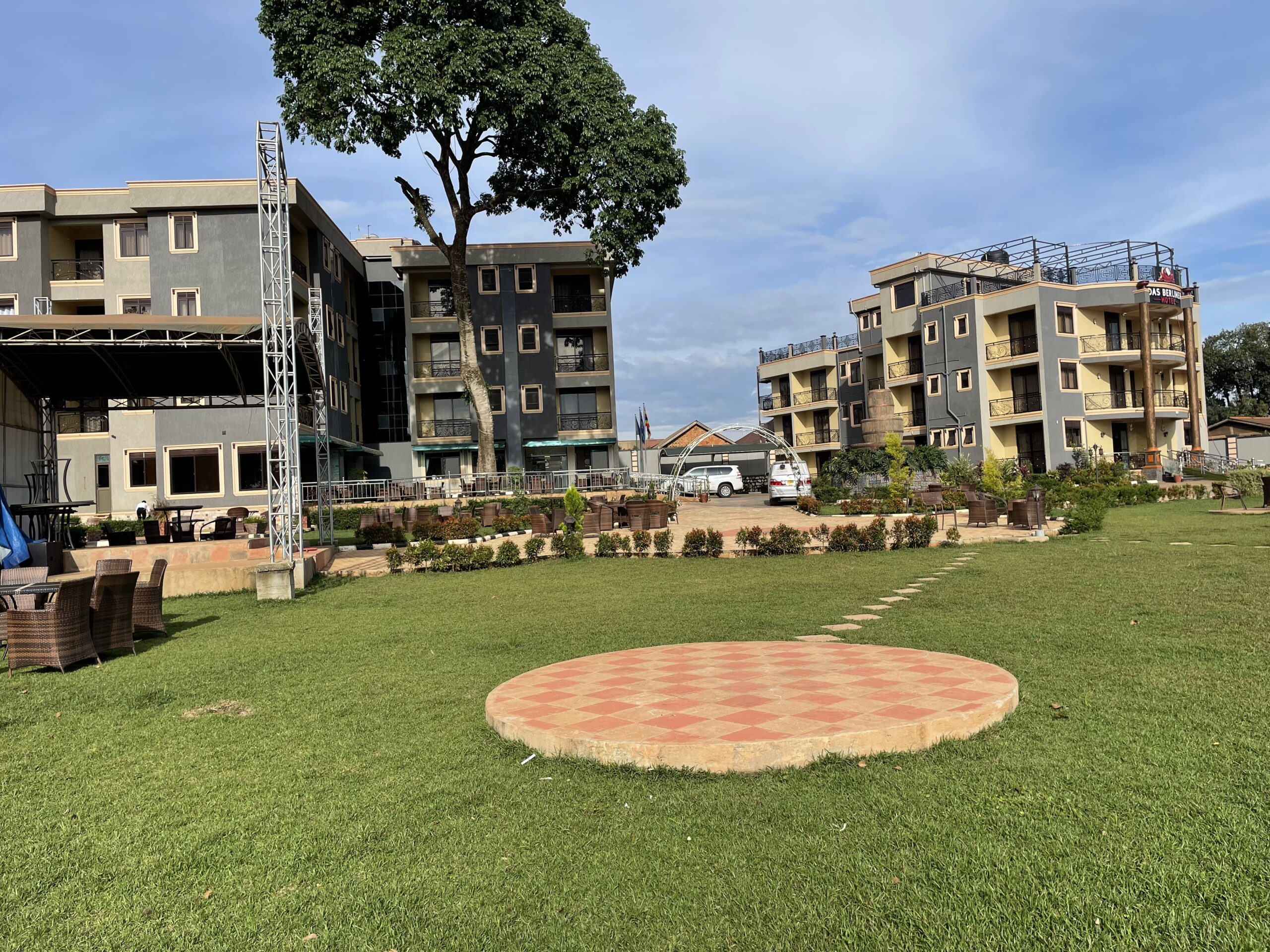 Gardens photo Das Berliner Hotel Bulenga, Kampala, Uganda Central Region