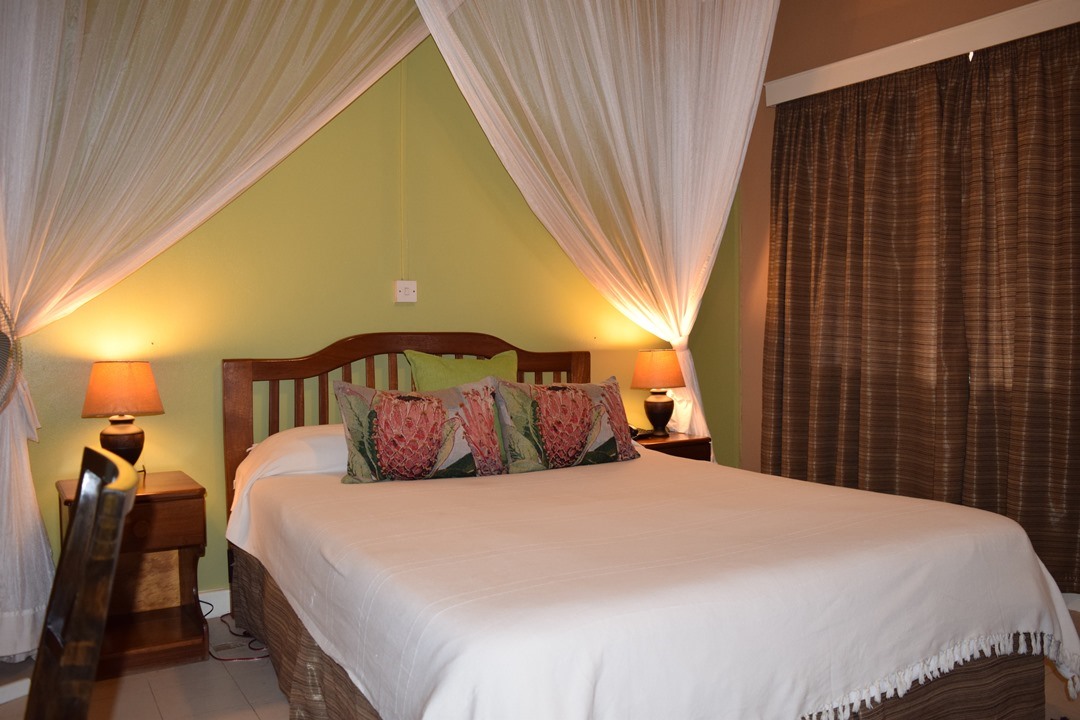 En-Suite Bedroom photo Makindye Country Club Kampala - Uganda Central Region 1