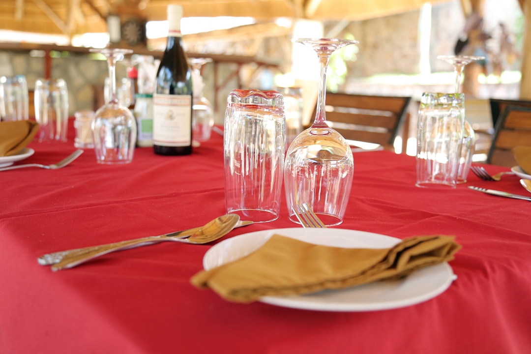 Table setup Photo Entebbe Palm Hotel - Hotels | Entebbe, Uganda Central Region