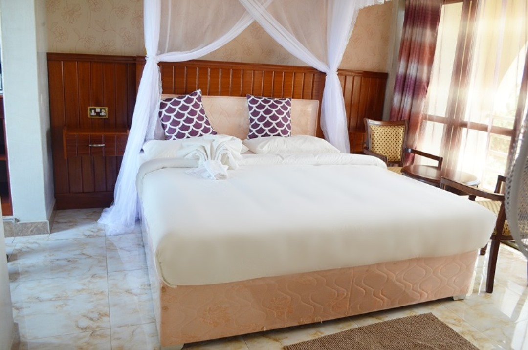 Deluxe Double Room with Balcony Photo Interservice Hotel Kampala - Hotels | Kampala, Uganda Central Region 1