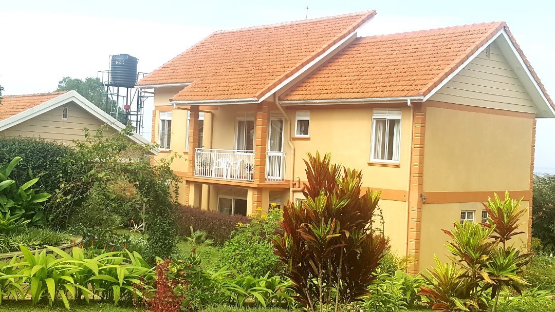 Property Exterior Photo Pineapple Guest House Entebbe, Guest Houses | Entebbe,Uganda Central Region