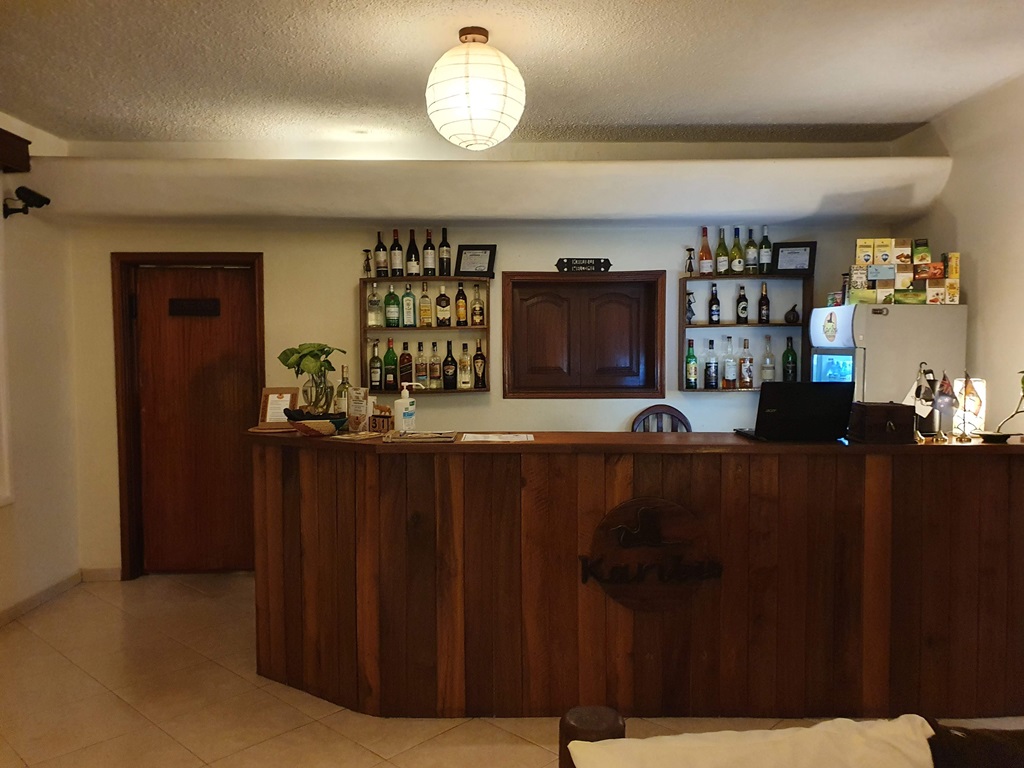 Bar Photo Karibu Guest House Entebbe - Guest Houses | Entebbe, Uganda Central Region