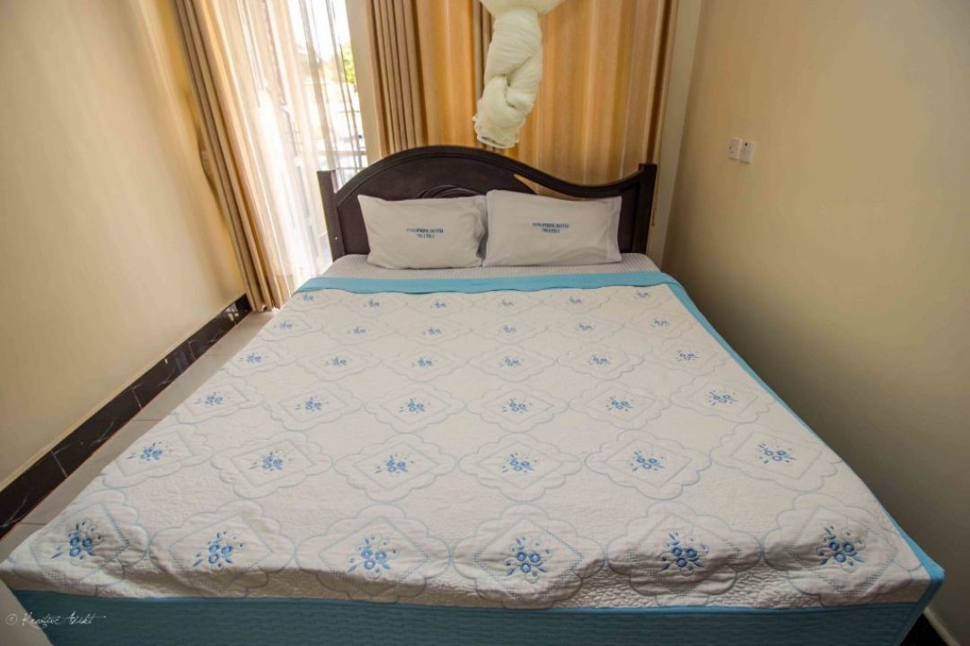 Deluxe Single Bedroom Photo Innophine Hotel 790 - Hotels | Entebbe, Uganda Central Region