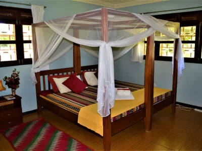 Standard Deluxe Bedroom Photo Colonial Residence Entebbe - Hotels | Entebbe, Uganda Central Region