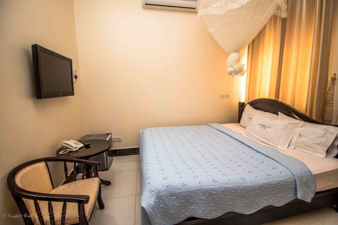 Deluxe Double Bedroom Photo Innophine Hotel 790 - Hotels | Entebbe, Uganda Central Region