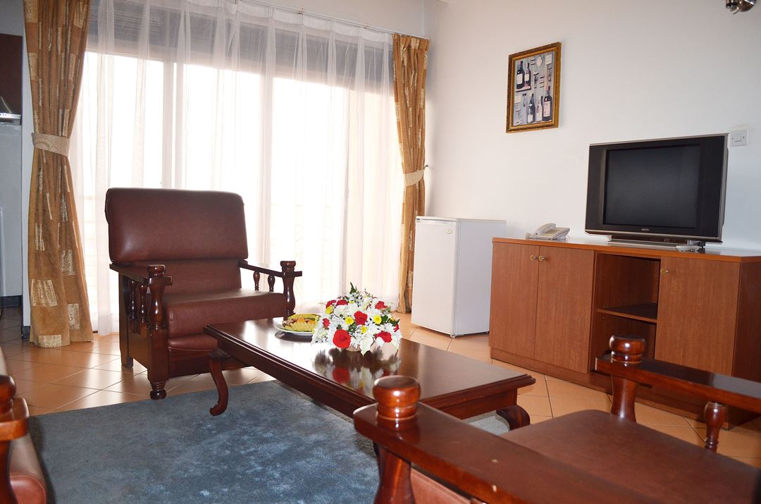 Living area Photo Hotel Triangle Kampala - Hotels | Kampala Uganda Central Region 1