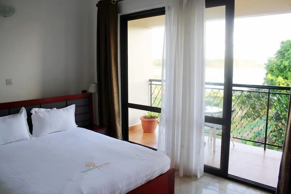 King Bedroom Photo Greenyard Beach Hotel Entebbe - Hotels | Entebbe, Uganda Central Region