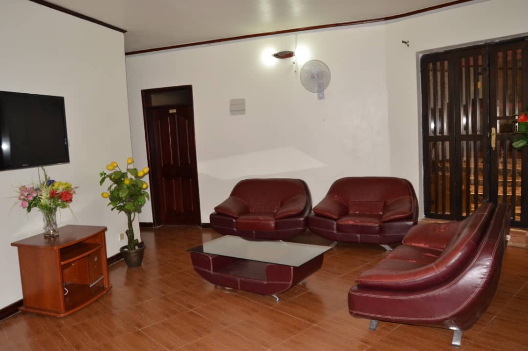 Lobby Photo Discovery courts Hotel - Hotels | Entebbe, Uganda Central Region