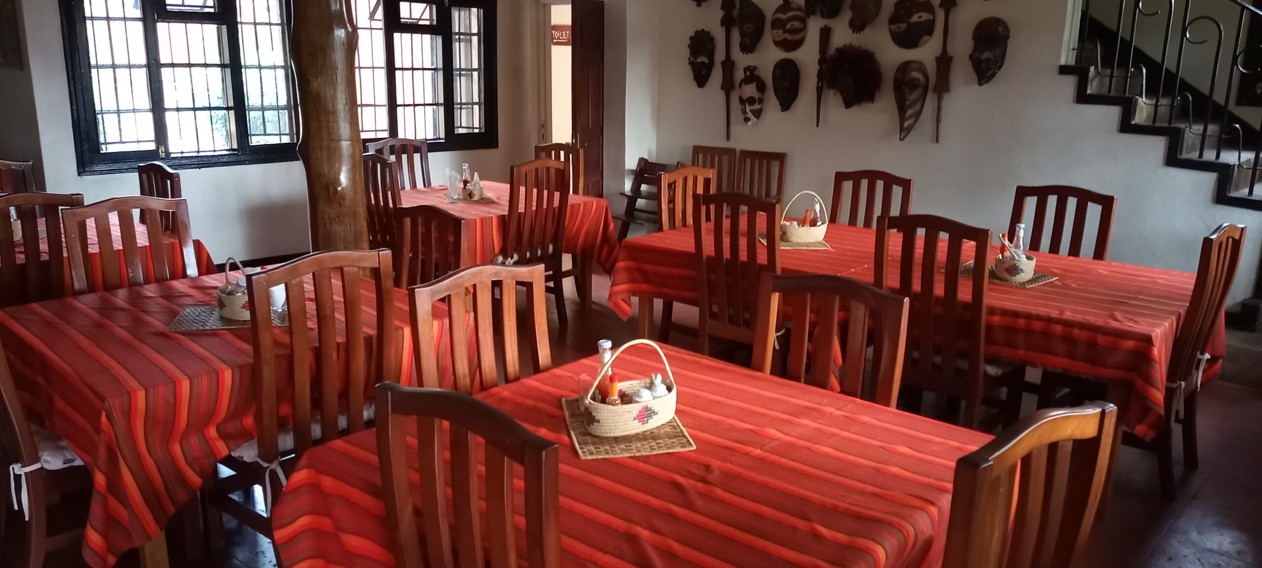 Restaurant Photo Airport Guesthouse - Hotels | Entebbe, Uganda Central Region