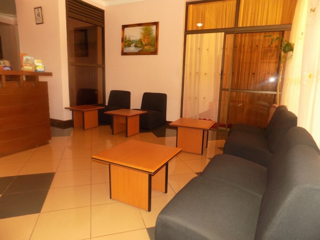 Lobby Photo Entebbe Traveller's Hotel - Hotels | Entebbe, Uganda Central Region