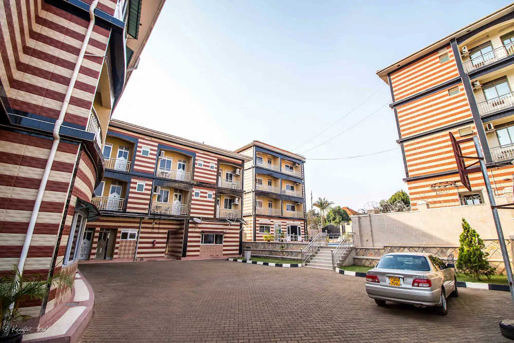 Property Exterior Photo Innophine Hotel 790 - Hotels | Entebbe, Uganda Central Region 1