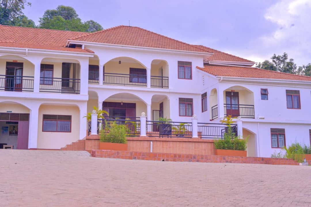 Property Exterior Photo Tru Shine Resort & Gardens Entebbe Central Region