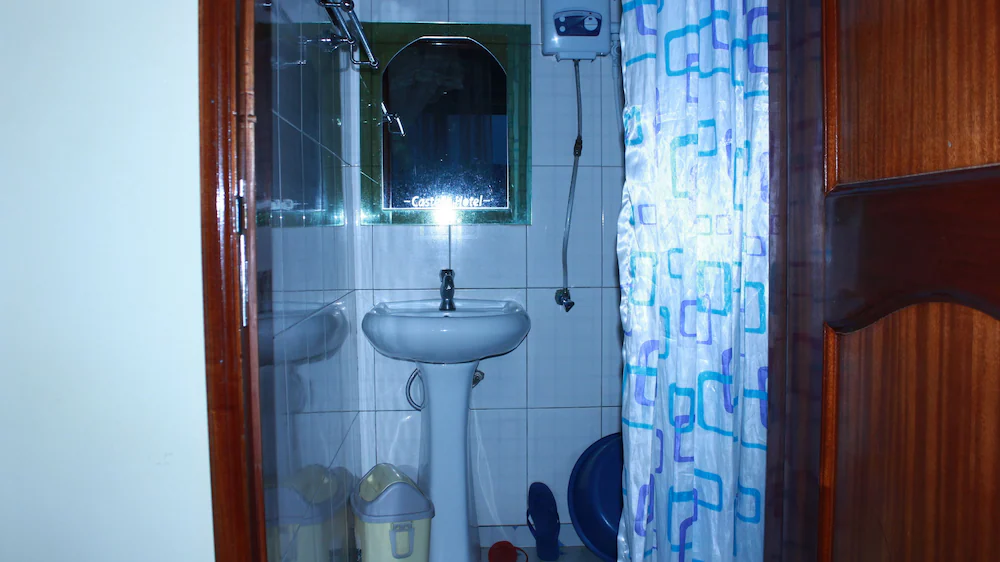 Bathroom Photo BK Castella hotel - Hotels | Jinja, Uganda Eastern Region