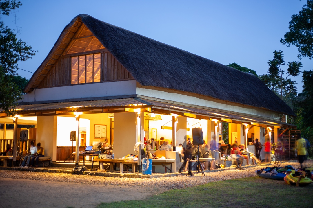 Restaurant night Photo Adrift River Club Jinja - Hotels | Jinja, Uganda Eastern Region