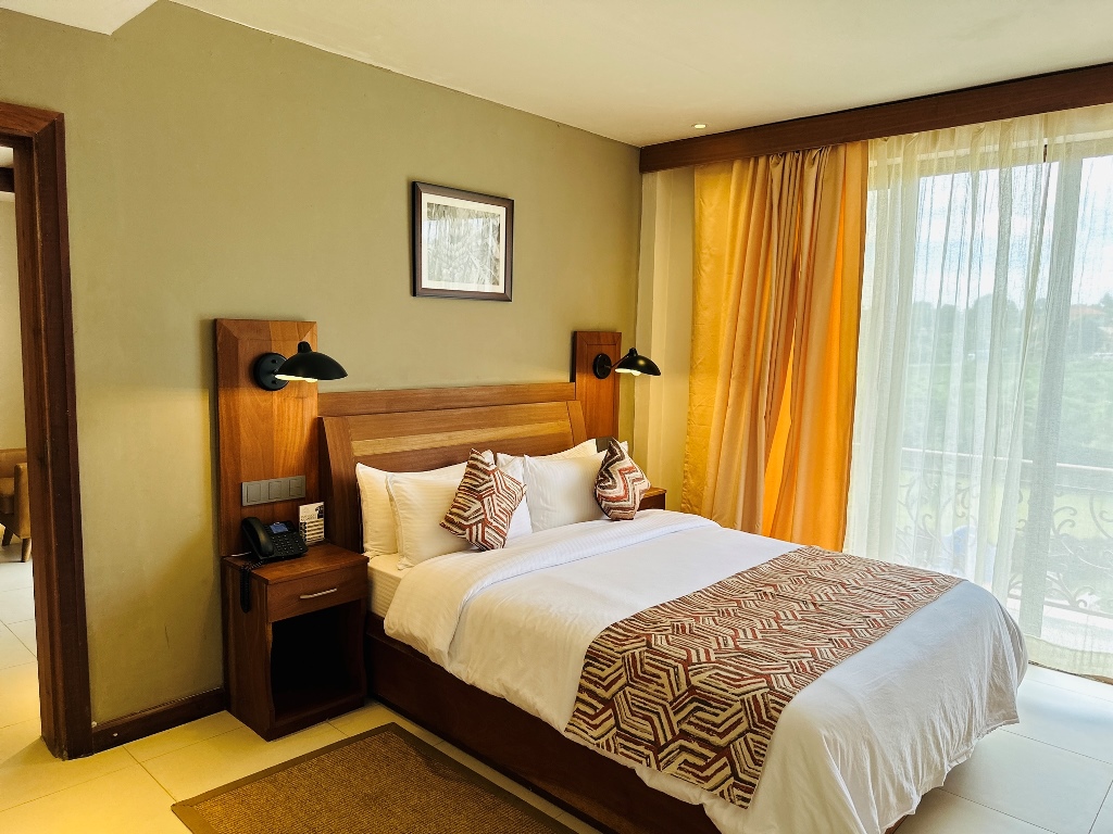 Standard Double Bedroom Photo Kampala Nile Resort Hotel - Hotels | Seeta, Uganda Central Region