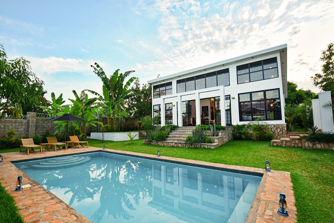 Outdoor swimming Pool Photo Timbuktoo African Villa Hotel - Hotels | Jinja, Uganda Eastern Region