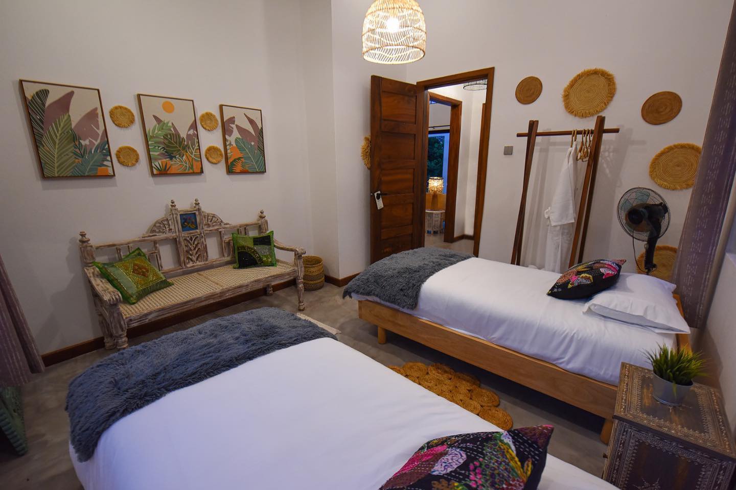 Twin Bedroom Photo Timbuktoo African Villa Hotel - Hotels | Jinja, Uganda Eastern Region