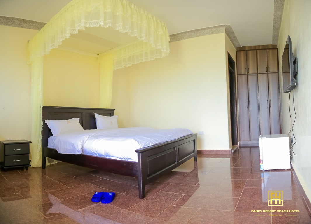 King Bedroom Photo Fancy Resort Beach Hotel Jinja - Hotels | Jinja, Uganda Eastern Region 1