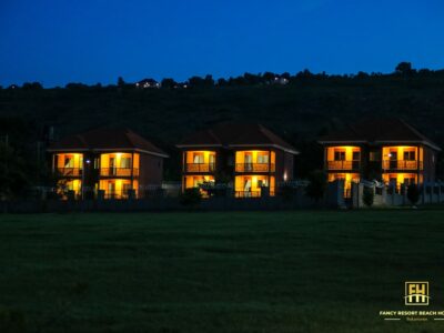 Property Exterior Photo Fancy Resort Beach Hotel Jinja - Hotels | Jinja, Uganda Eastern Region 1