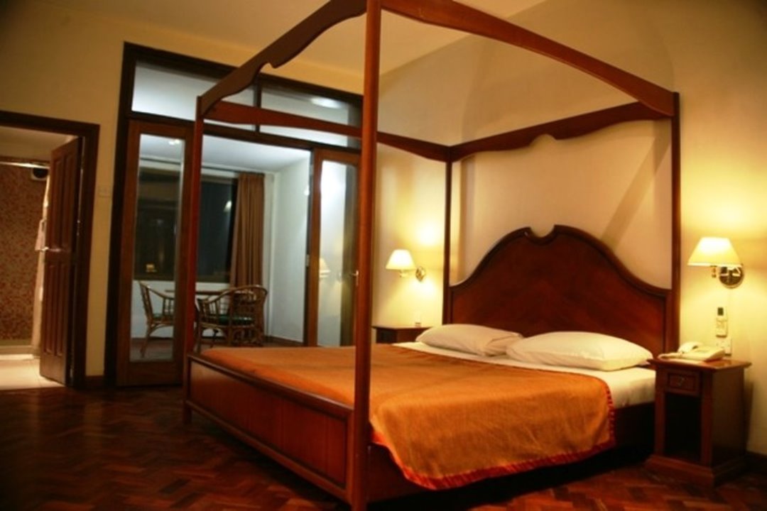 Deluxe Double Bedroom Photo Speke Hotel - Hotels | Kampala, Uganda Central Region