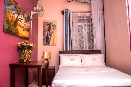 Deluxe Single Bedroom Photo Royal Park Hotel - Hotels | Jinja, Uganda Eastern Region 1