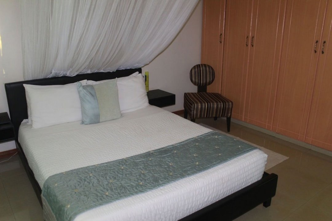 Deluxe Double Bedroom Photo Signature Hotel Apartments Jinja - Hotels | Jinja, Uganda Eastern Region 1