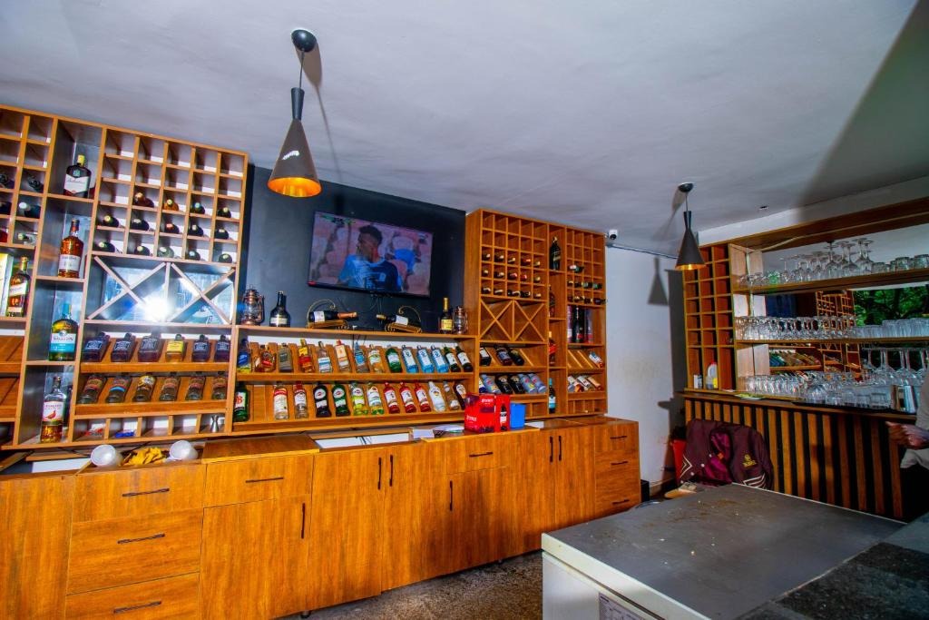 Bar Photo The Mansion Hotel Jinja Uganda Eastern Region