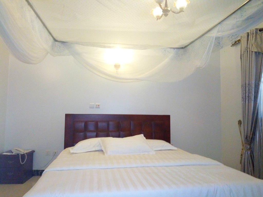 Superior Double Bedroom Photo Super Paradise Hotel Kampala, Uganda Central Region