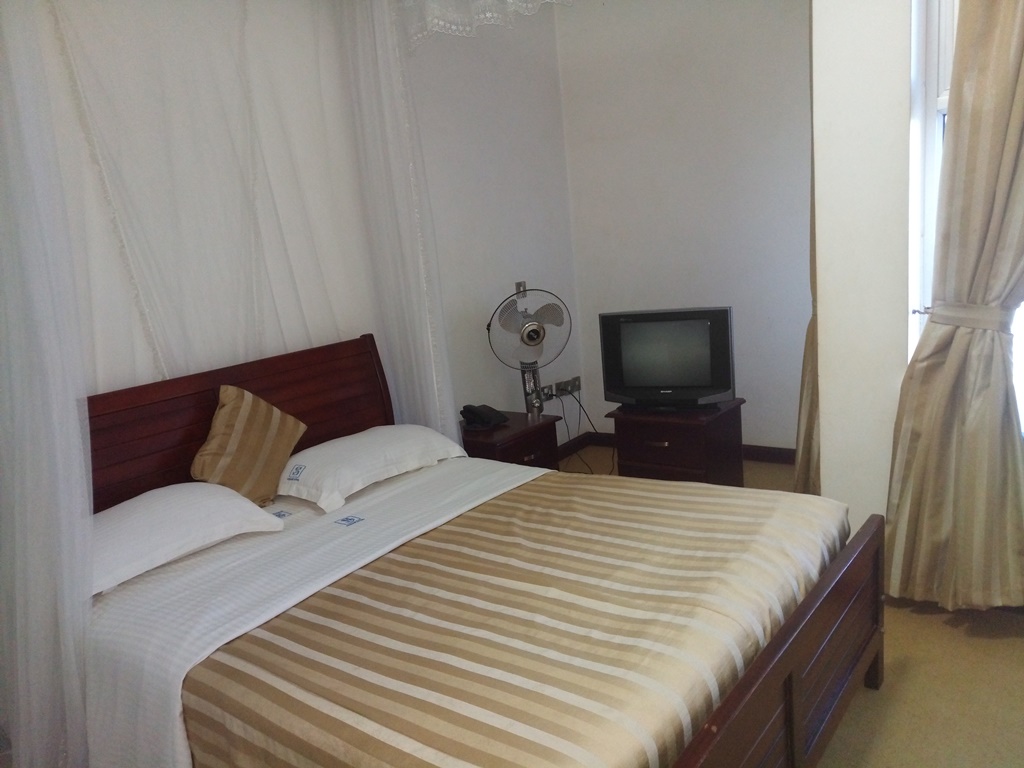 Executive Suite Bedroom Photo Sheron Hotel Kampala - Uganda Central Region