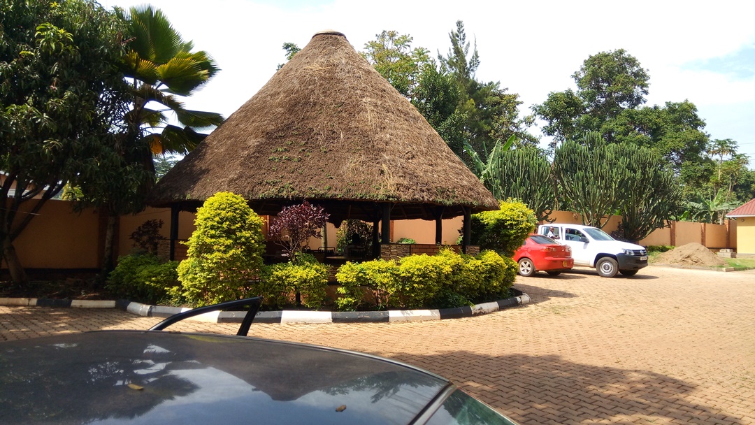 Gardens Photo Jinja Safari Hotel, Uganda Eastern Region 1