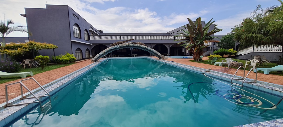 Outdoor swimming pool Photo Brisk Recreation Hotel Triangle, Jinja Uganda Eastern Region